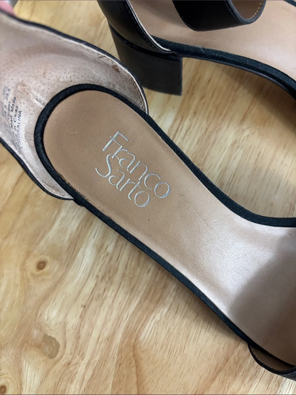 Franco Sarto classic black